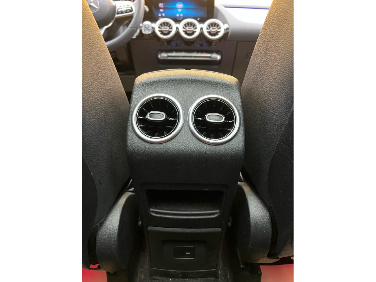 Mercedes-Benz GLA 200 2022