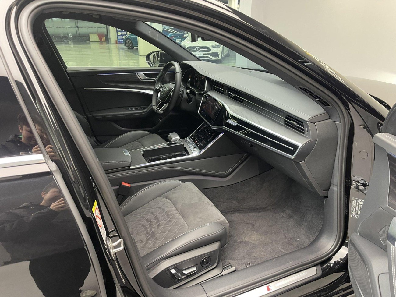 Audi A6L 55 TFSI 2024