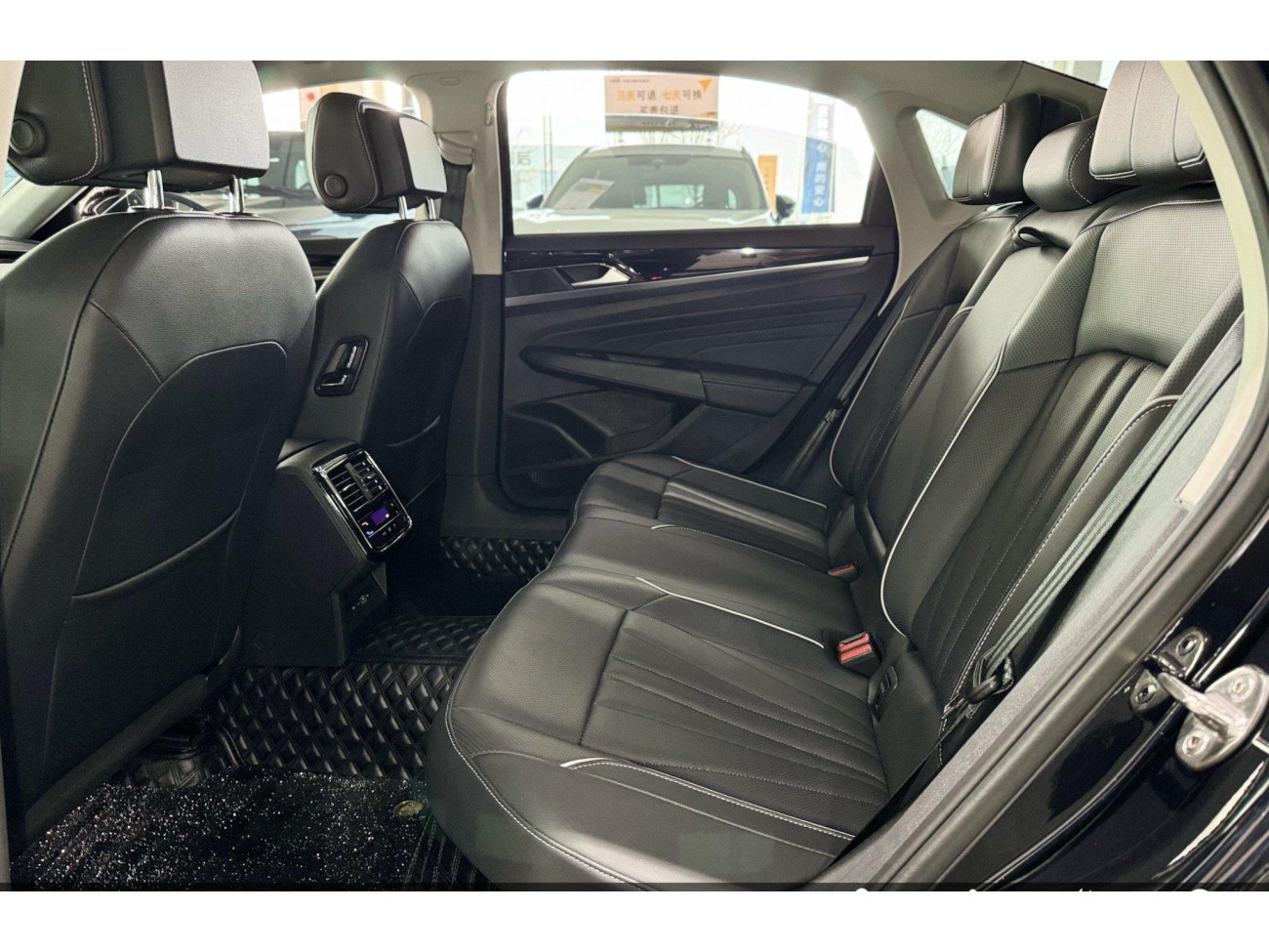 Volkswagen Passat 2024