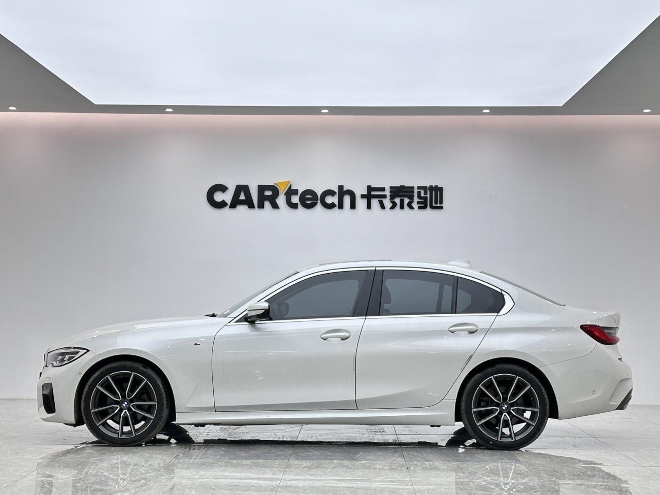 BMW 325i 2020