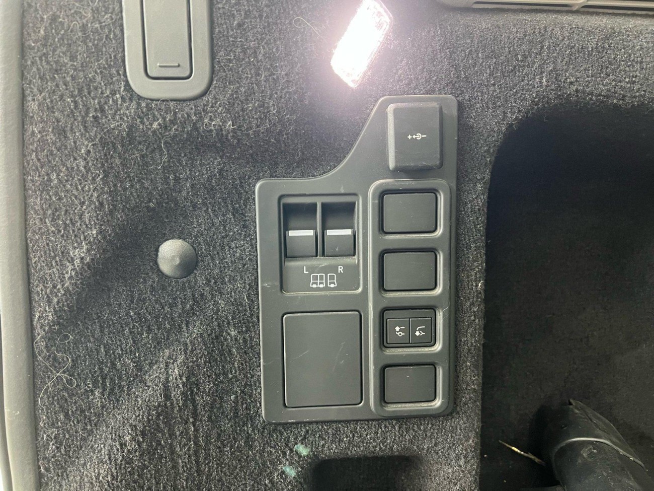 Land Rover Discovery 2022