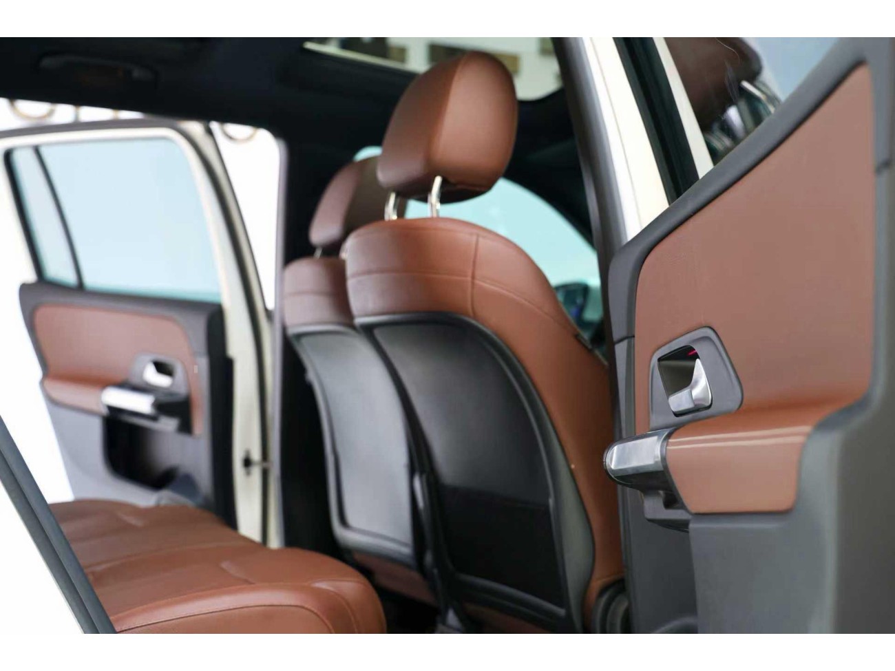 Mercedes-Benz GLB 2021