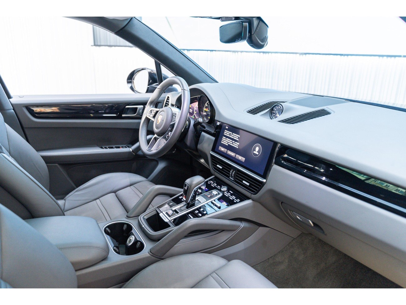 Porsche Cayenne 2023