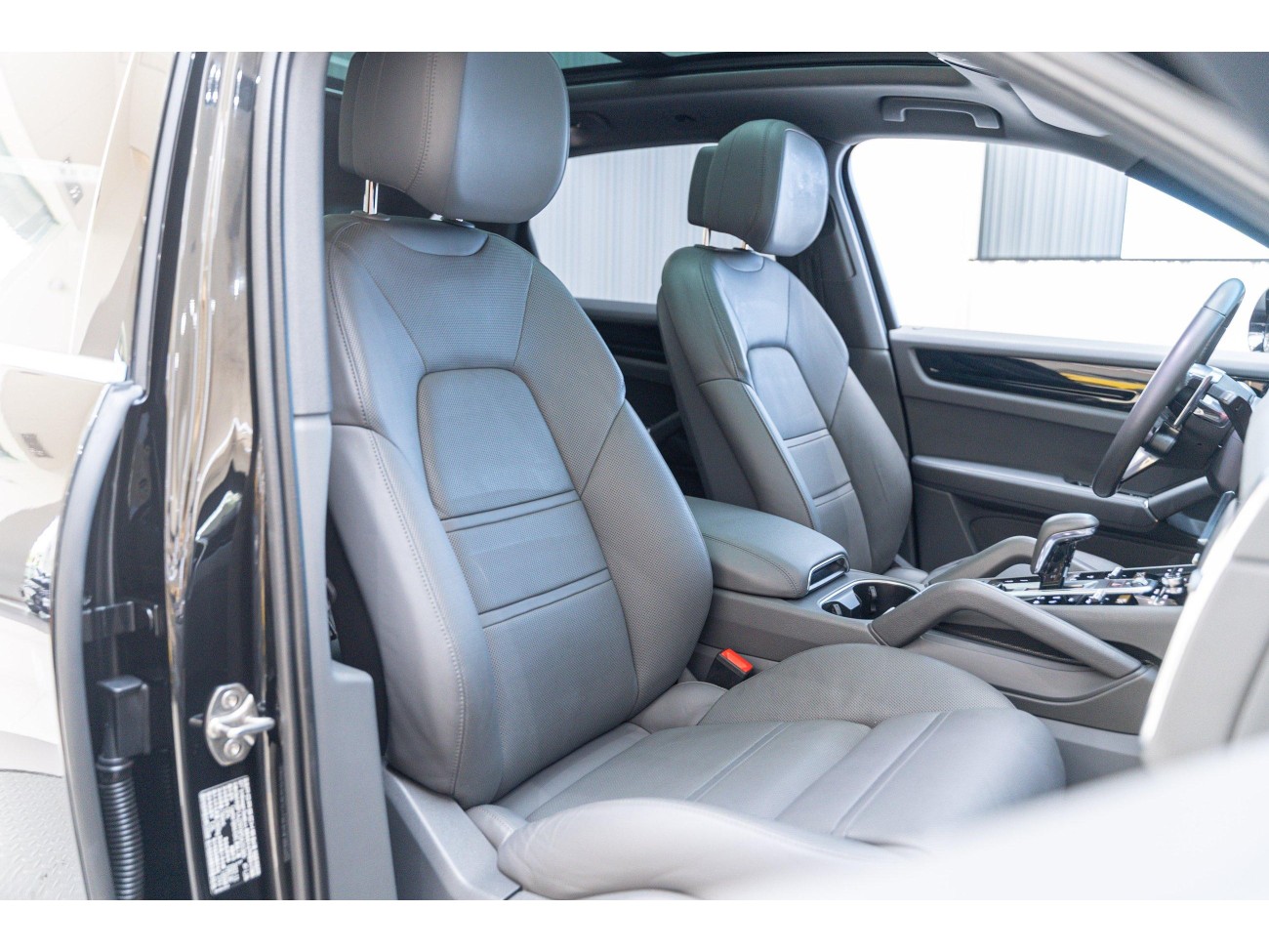 Porsche Cayenne 2023