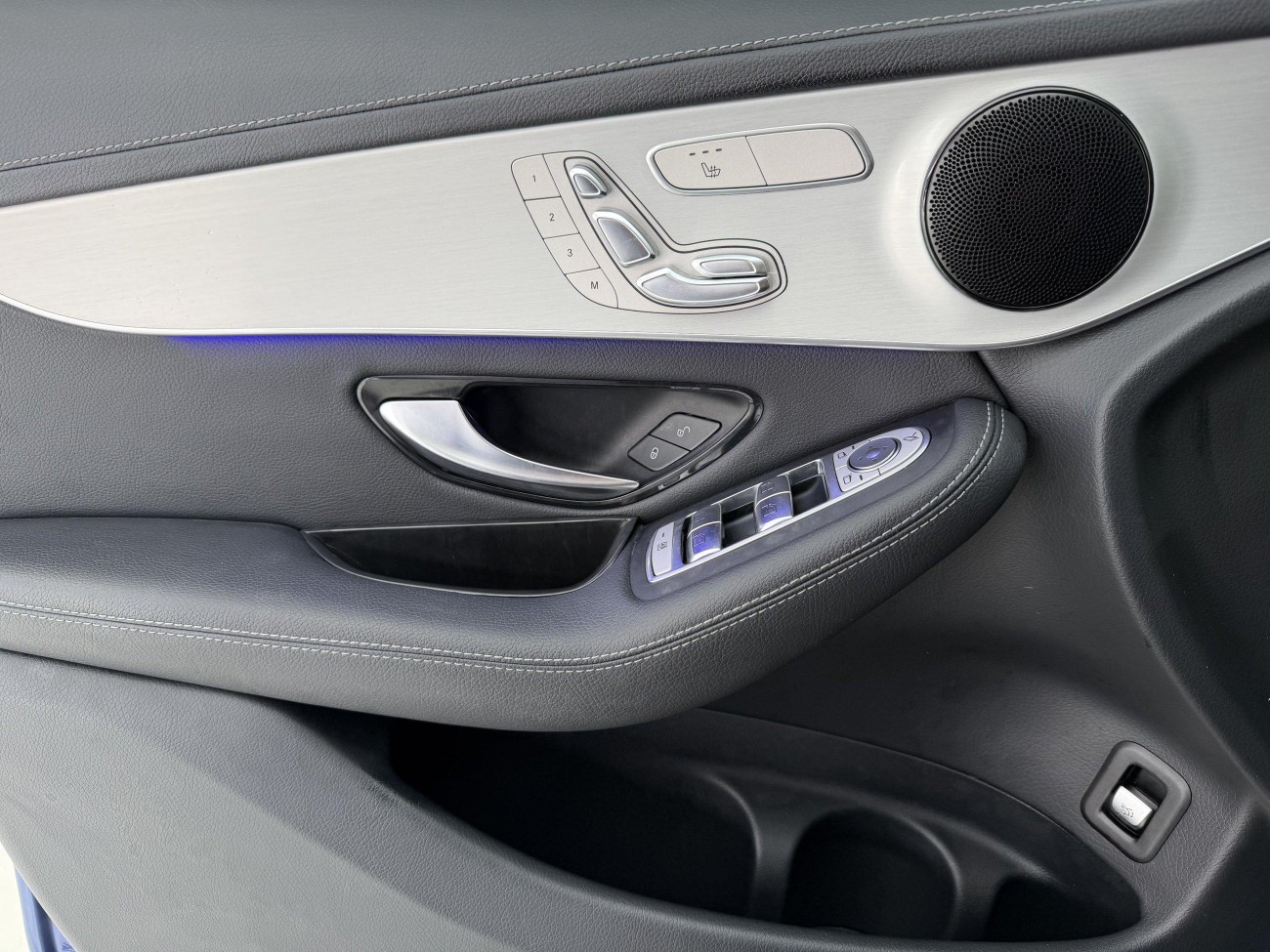 Mercedes-Benz GLC 260 4MATIC 2021