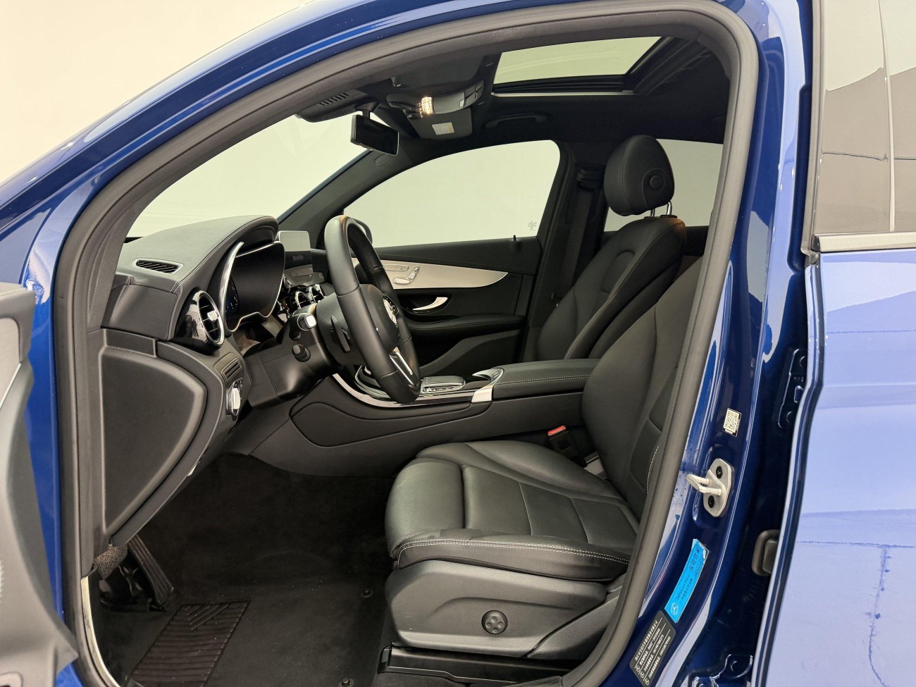 Mercedes-Benz GLC 260 4MATIC 2021