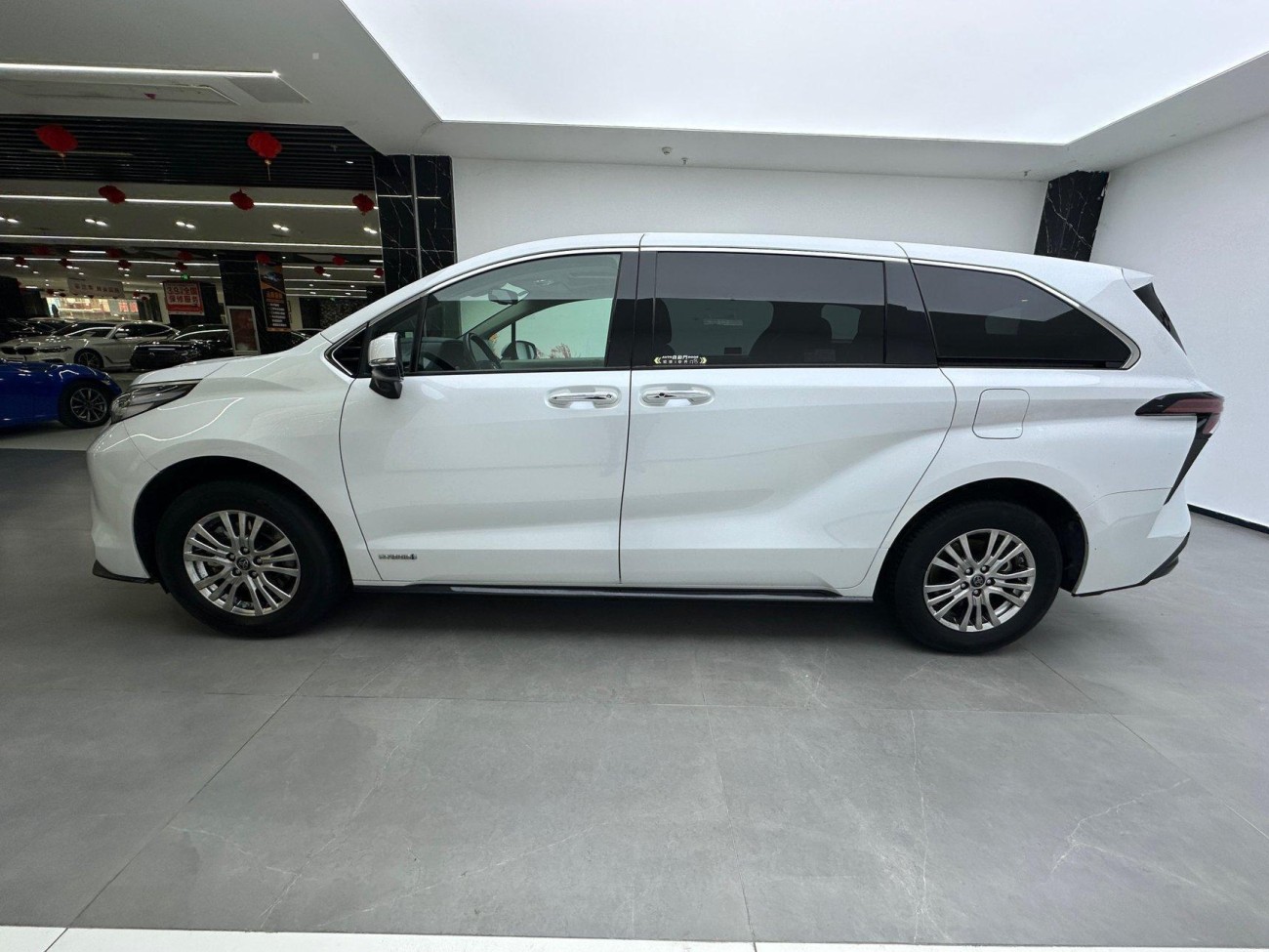 Toyota Sienna 2023