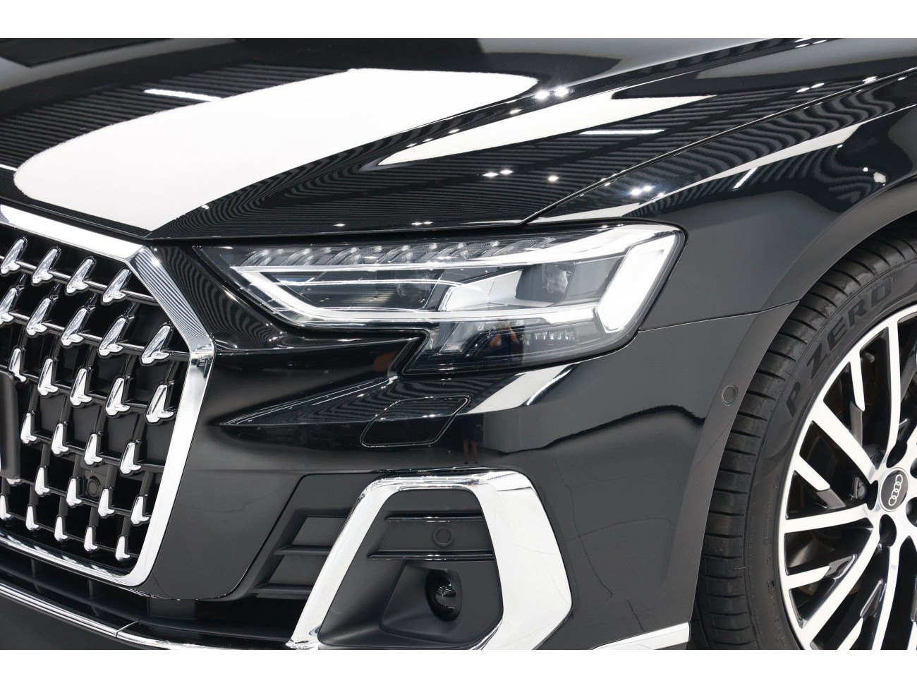 Audi A8L 50 TFSI 2024