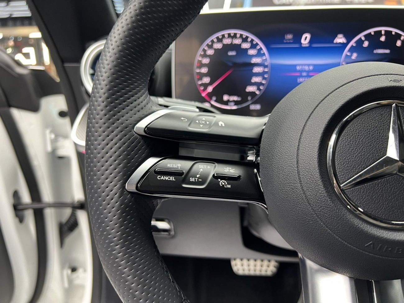 Mercedes-Benz CLE 2025