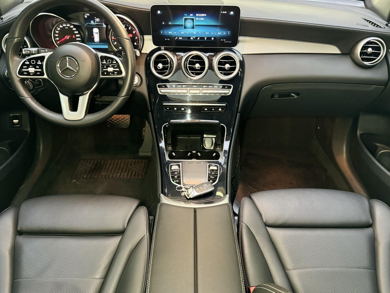 Mercedes-Benz GLC 260 L 2020