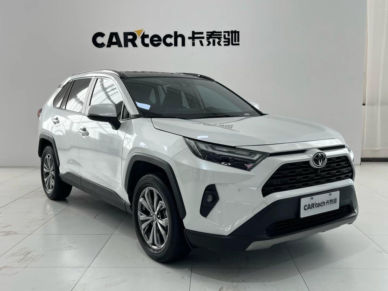 Toyota RAV4 2024