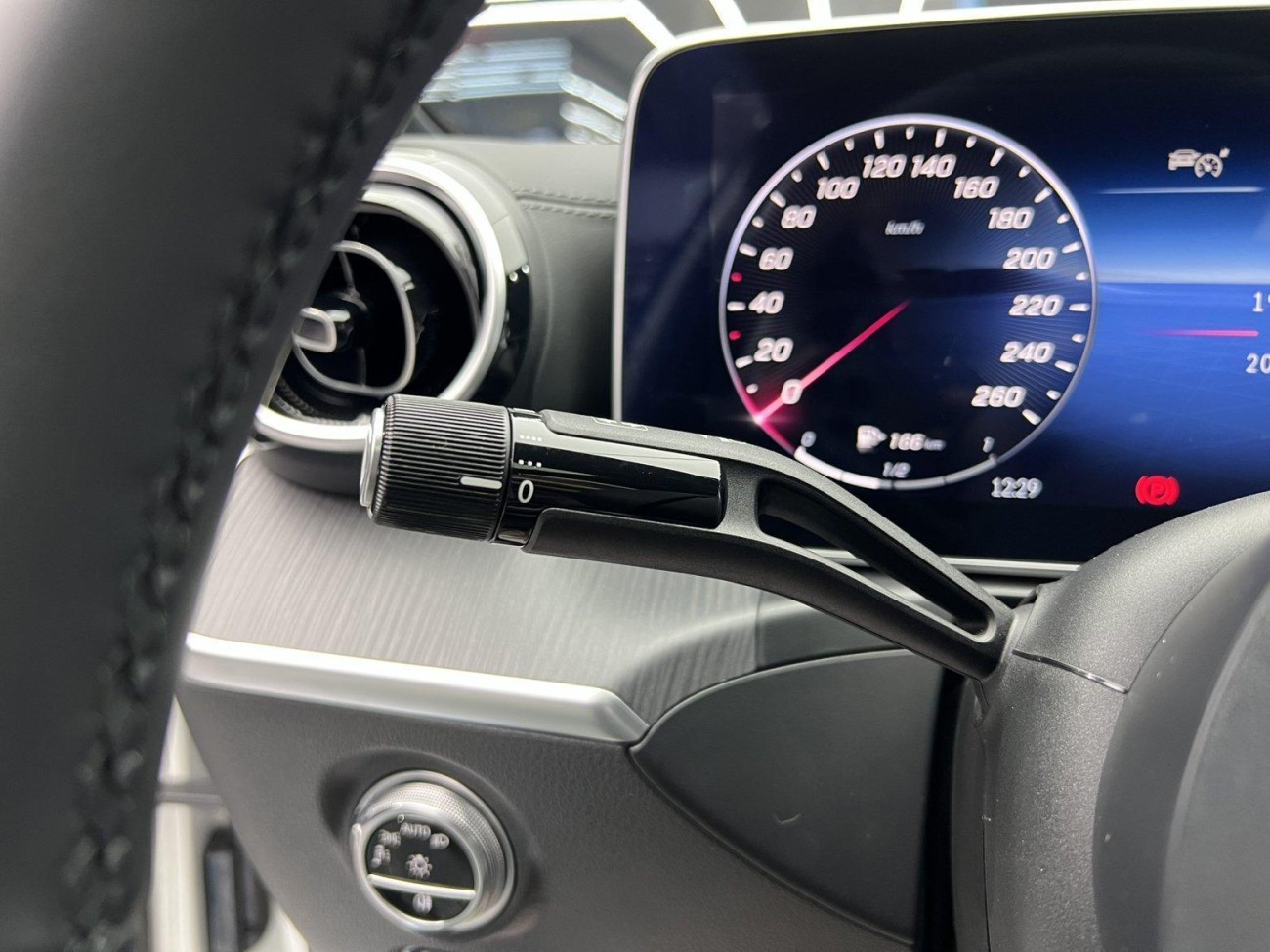 Mercedes-Benz C 200 L 2024