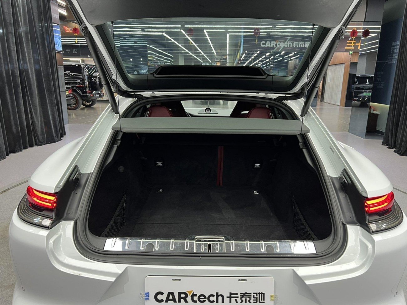 Porsche Panamera 2022