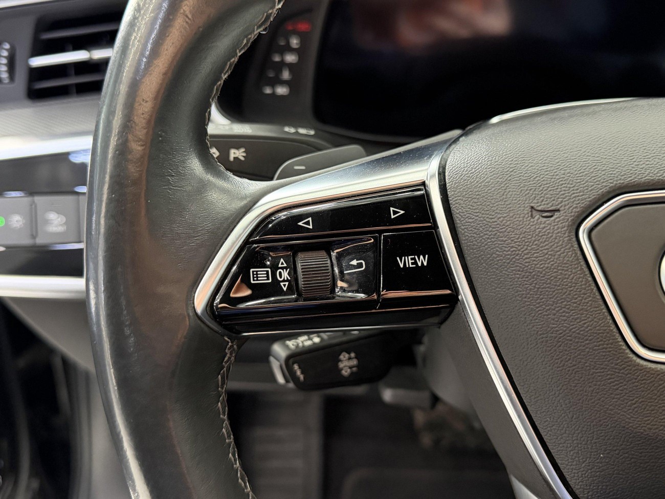 Audi A6L 40 TFSI 2025