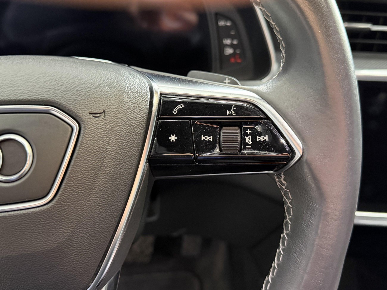 Audi A6L 40 TFSI 2025