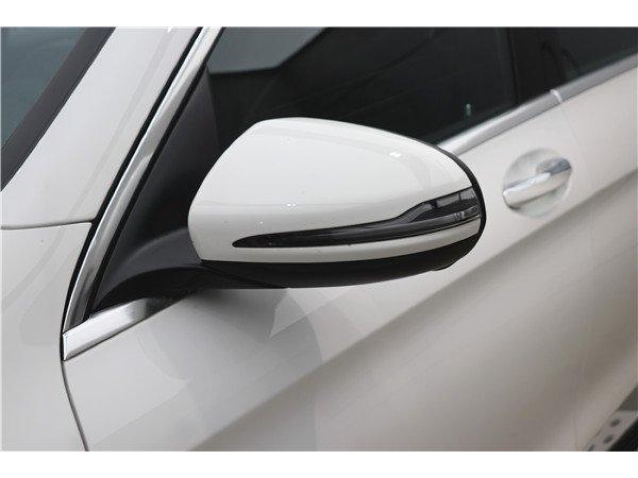 Mercedes-Benz GLC 260 L 2021