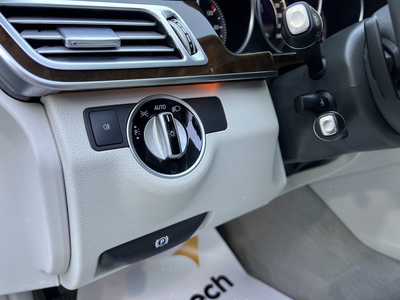 Mercedes-Benz E260L 2014