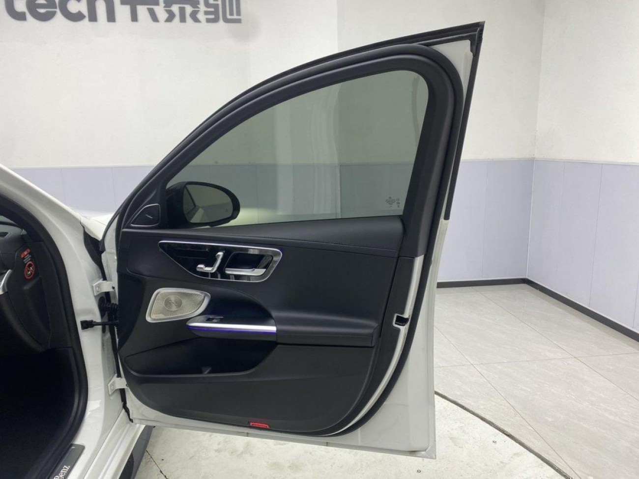 Mercedes-Benz C 260 L 2025