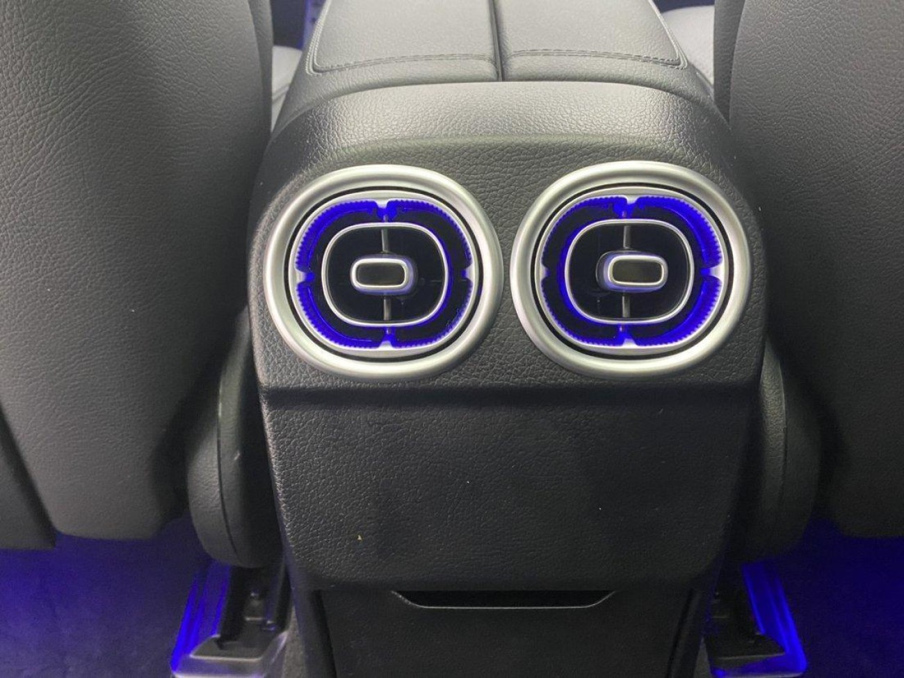 Mercedes-Benz C 260 L 2025