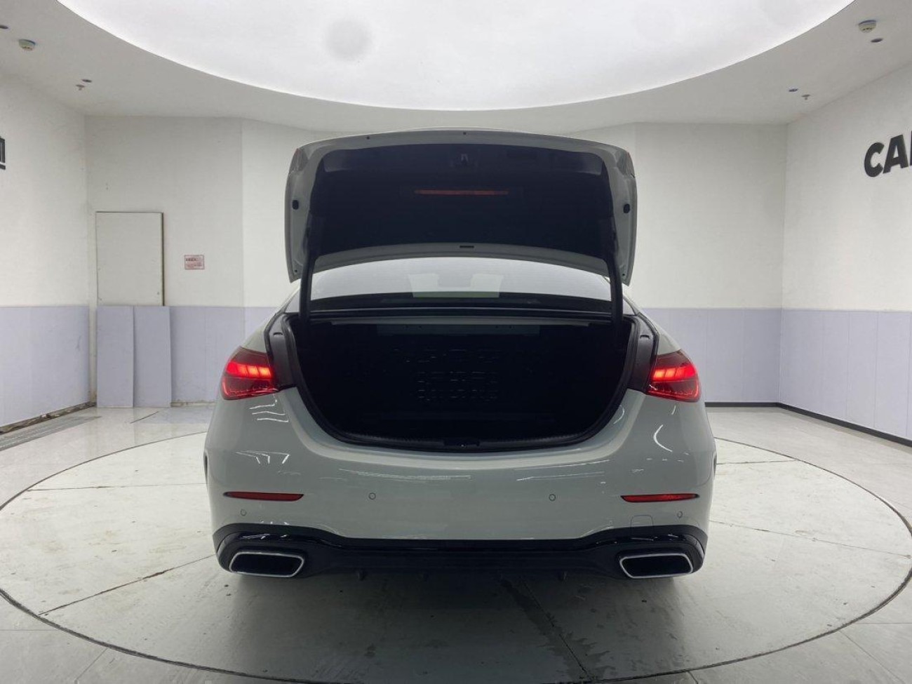 Mercedes-Benz C 260 L 2025