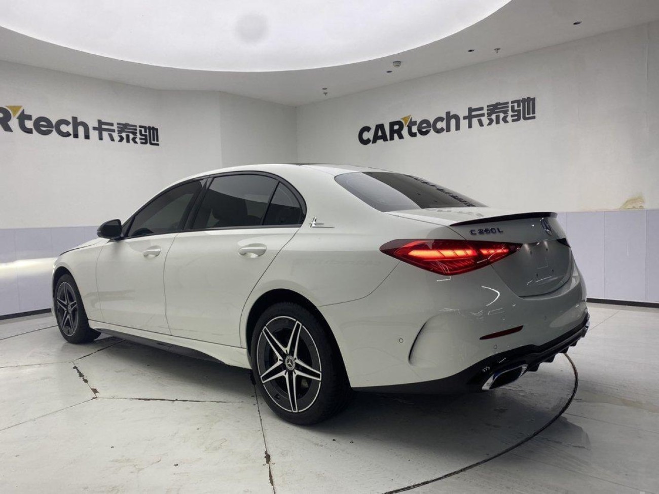 Mercedes-Benz C 260 L 2025