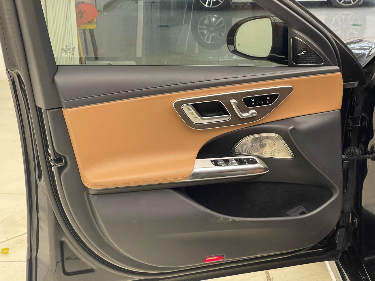 Mercedes-Benz E 300 L 2024