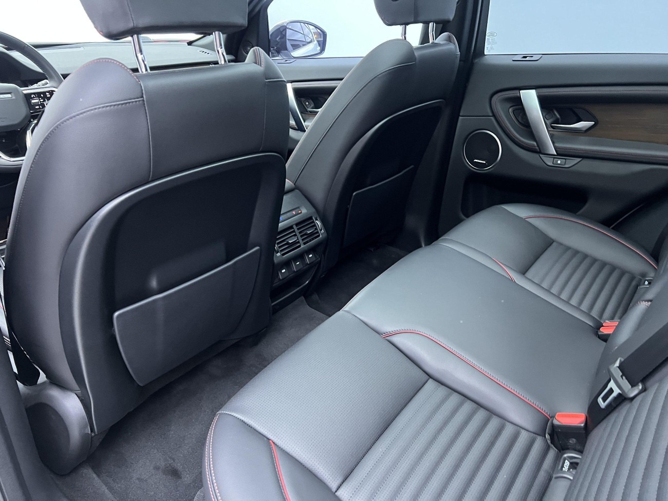 Land Rover Discovery Sport 2023