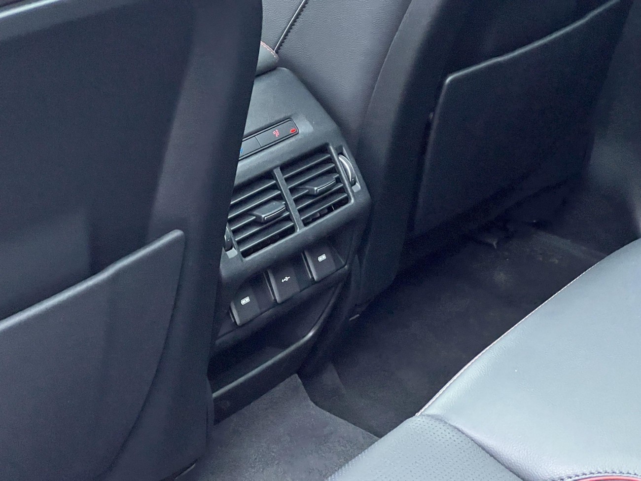 Land Rover Discovery Sport 2023