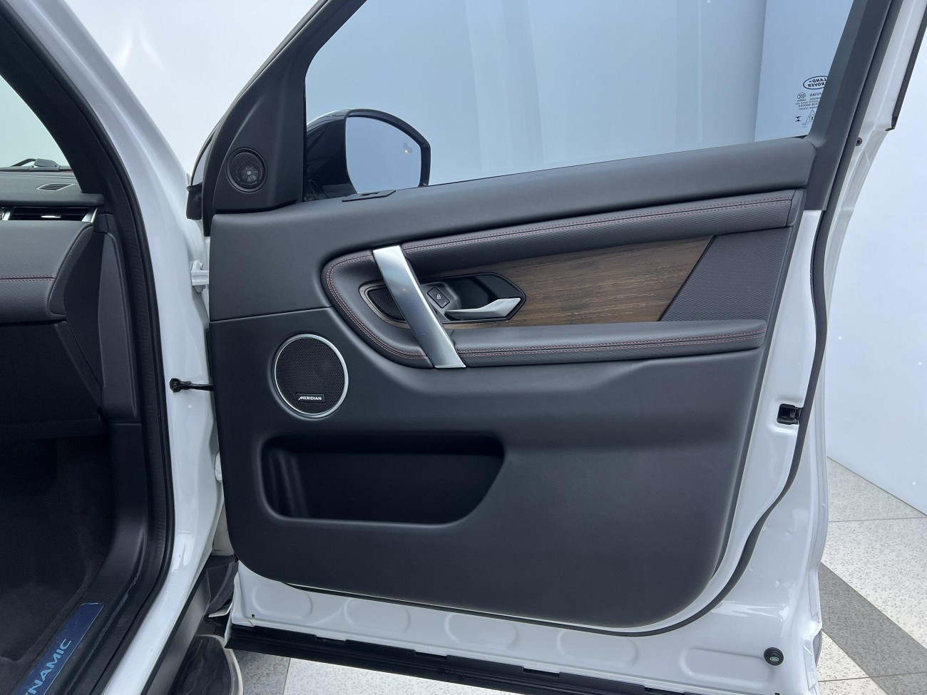 Land Rover Discovery Sport 2023