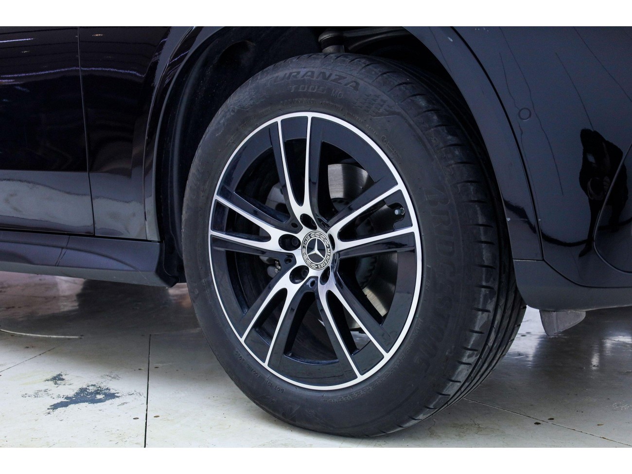 Mercedes-Benz GLC 260 L 2025