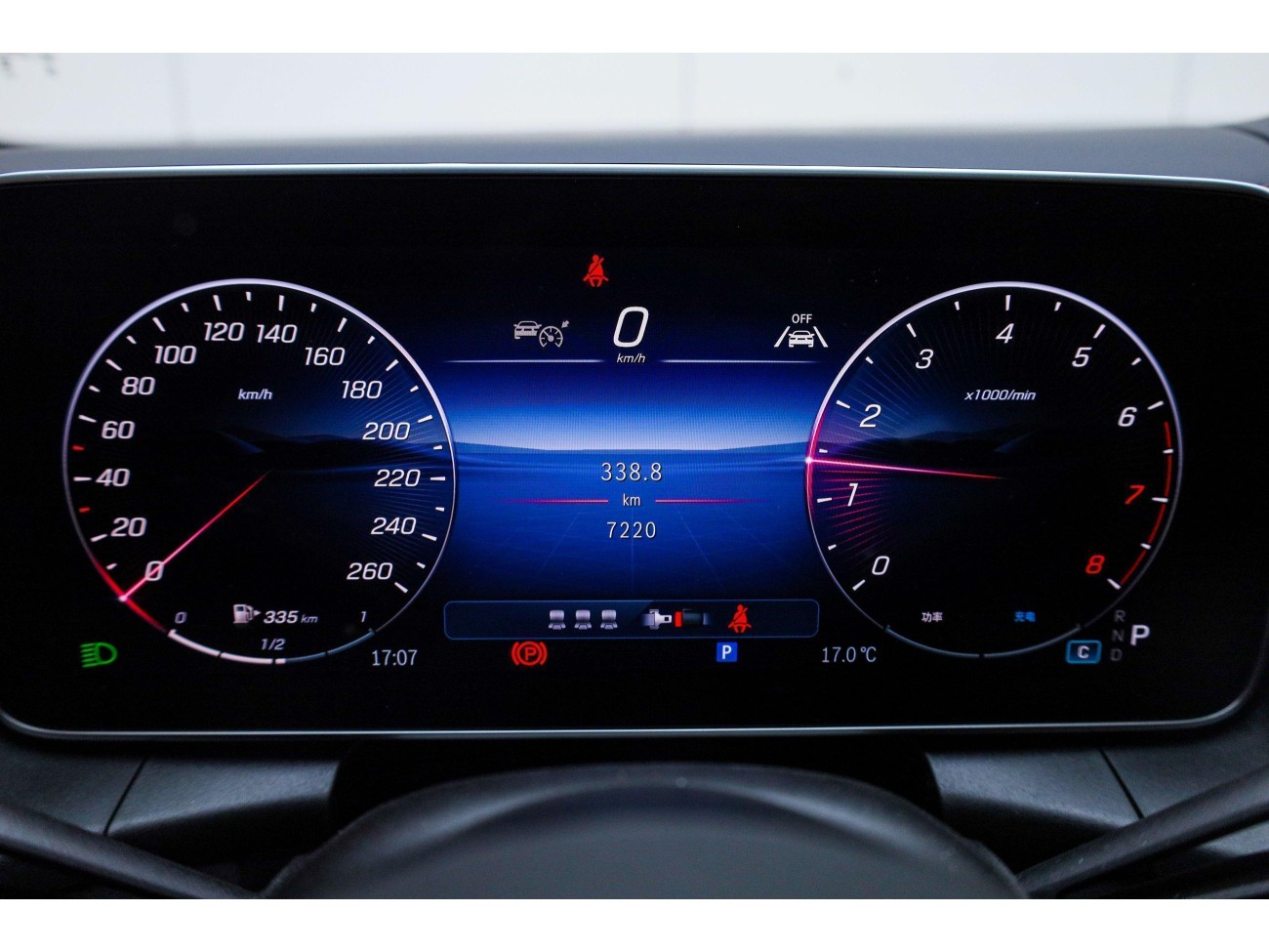 Mercedes-Benz GLC 260 L 2025