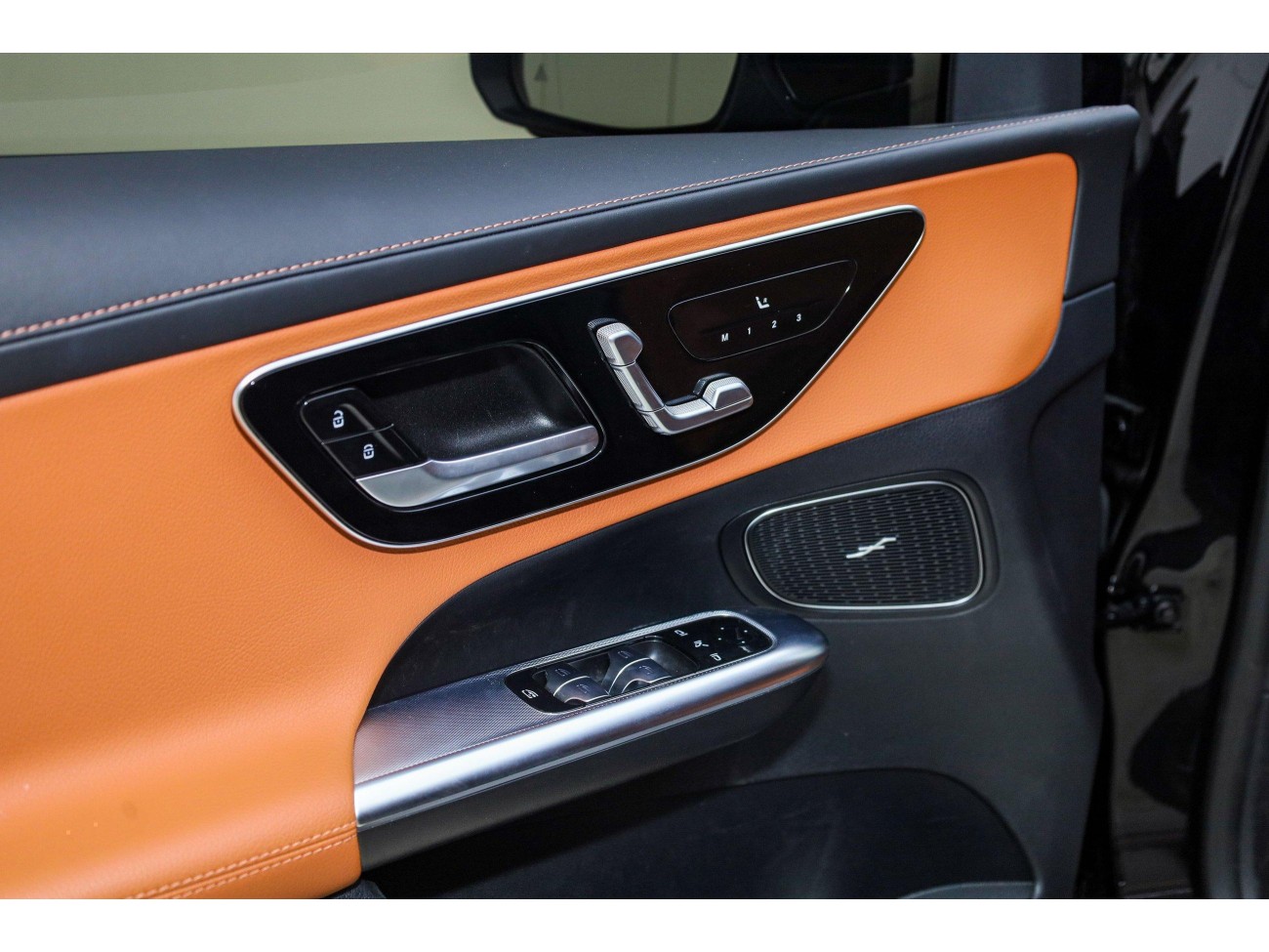 Mercedes-Benz GLC 260 L 2025