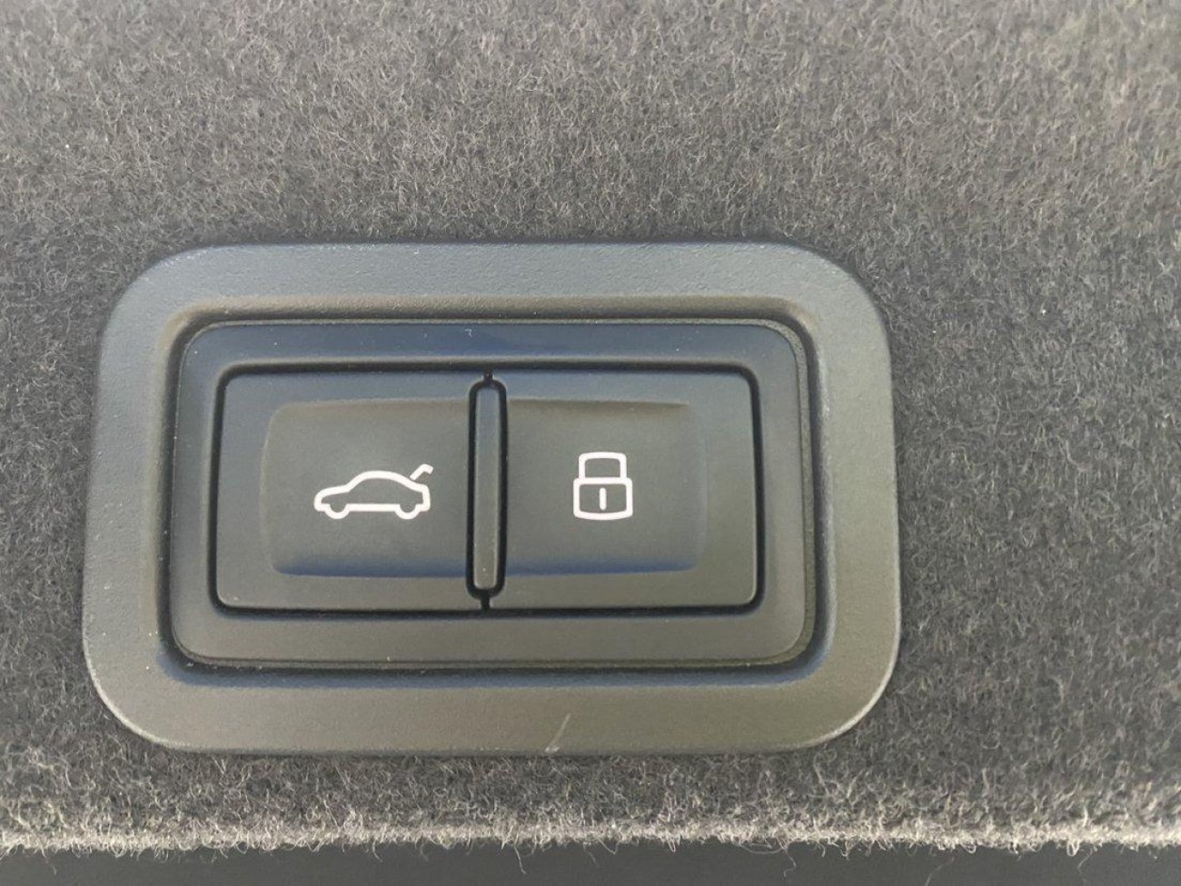 Audi A6L 45 TFSI 2025