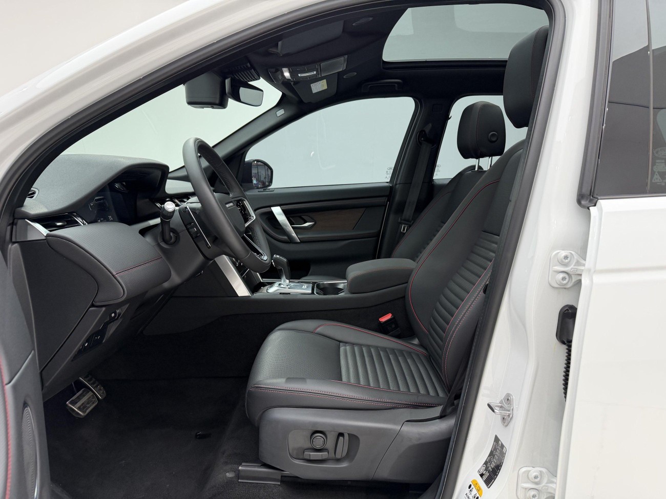 Land Rover Discovery Sport 2023