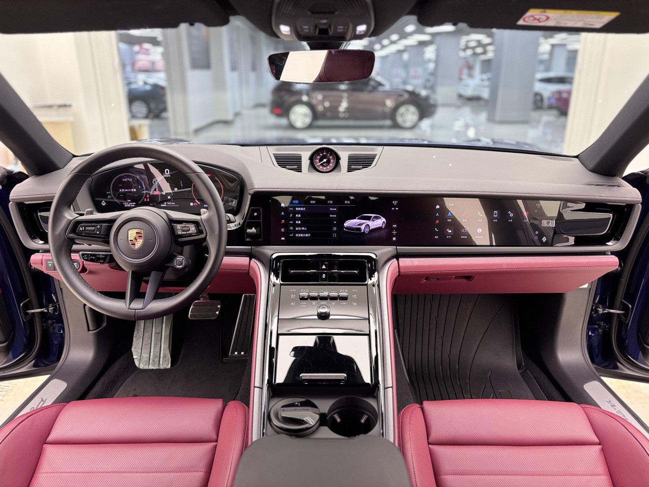 Porsche Panamera 2025