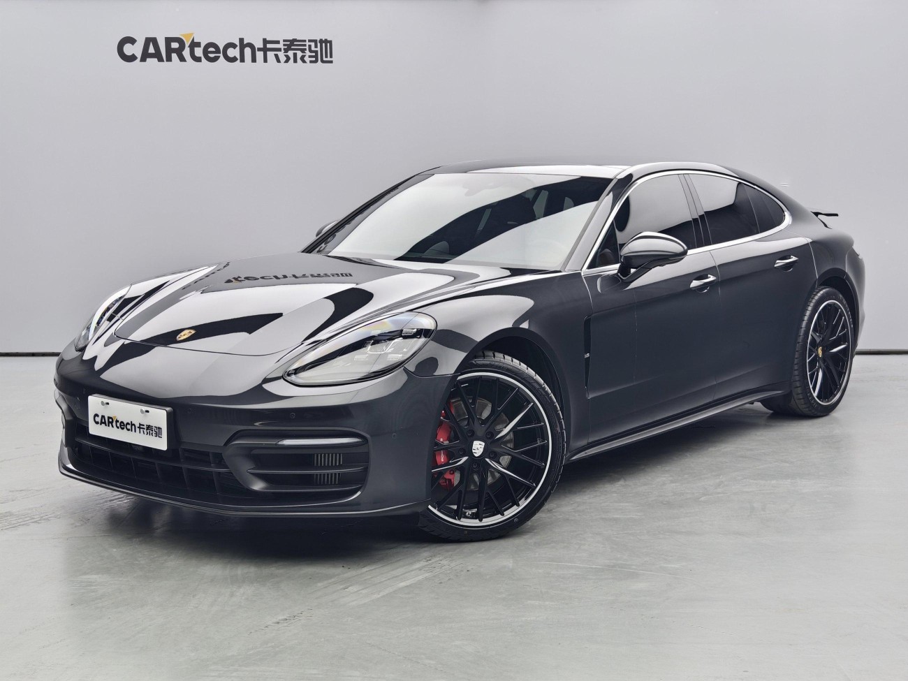 Porsche Panamera 2023