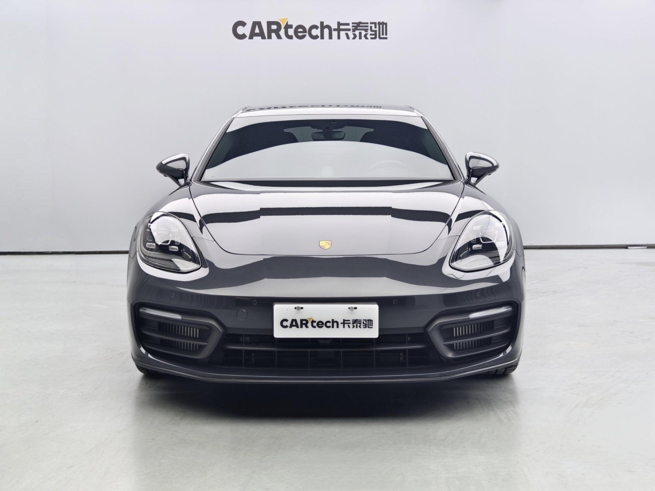 Porsche Panamera 2023