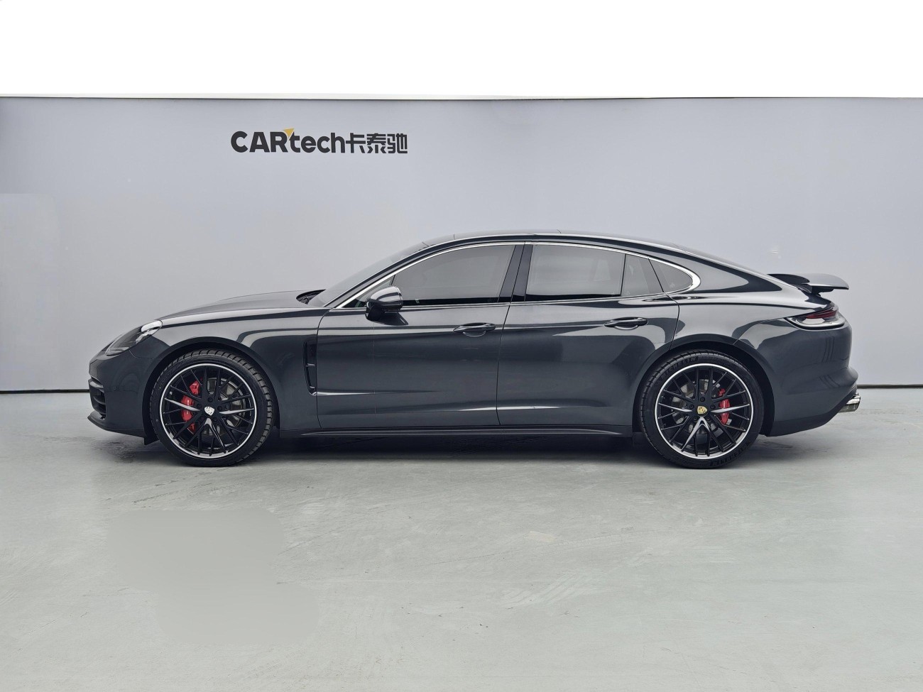 Porsche Panamera 2023
