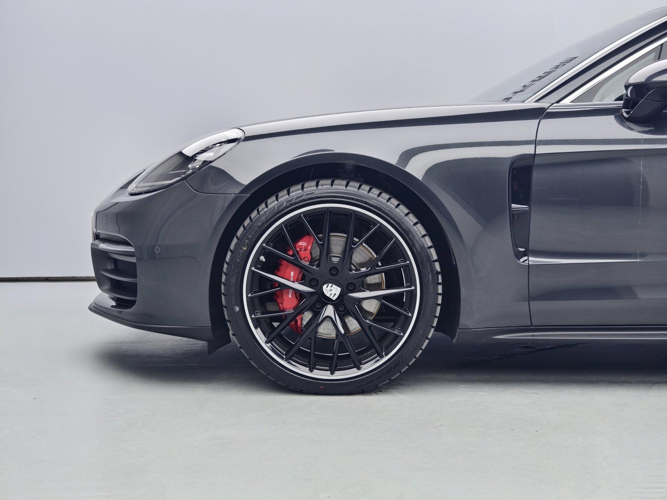 Porsche Panamera 2023