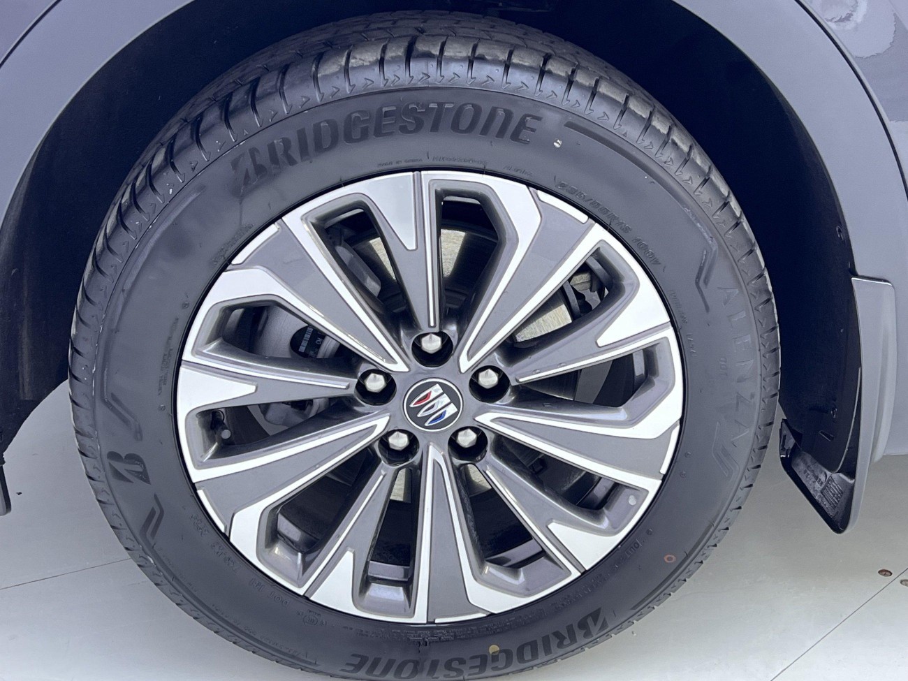 Buick Envision Plus 2025