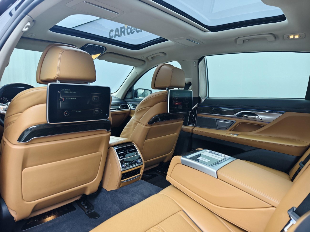 BMW 740Li 2016