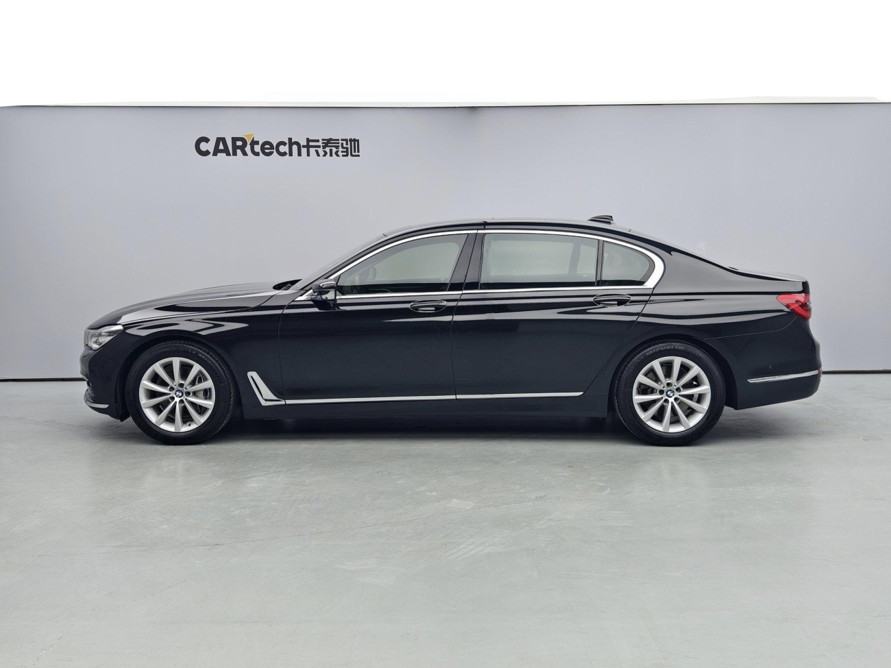 BMW 740Li 2016