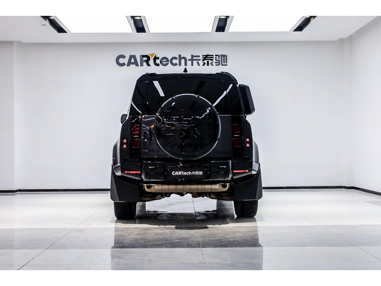 Land Rover Defender 2022