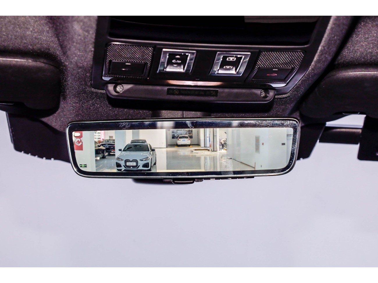 Land Rover Defender 2022