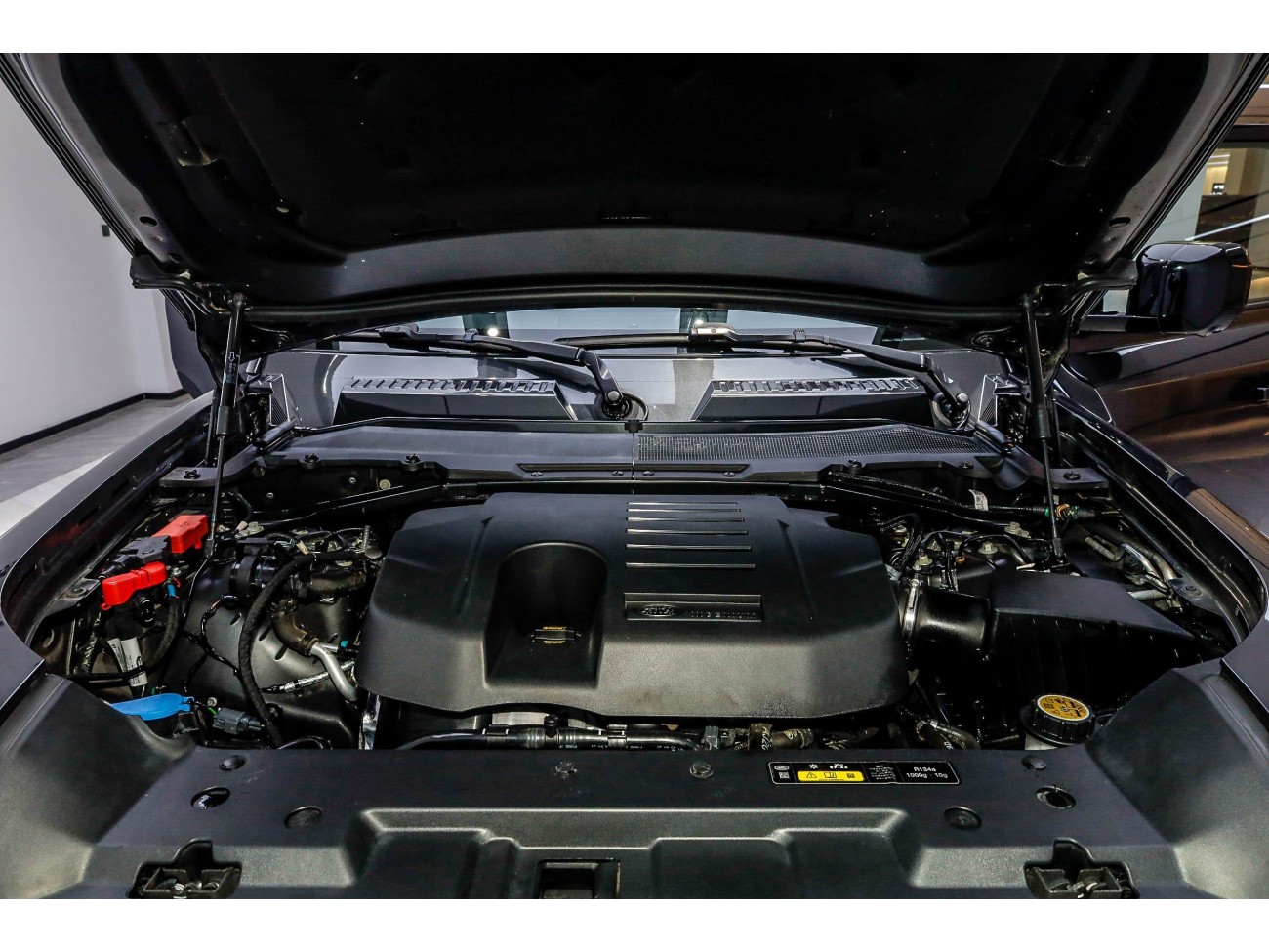 Land Rover Defender 2022