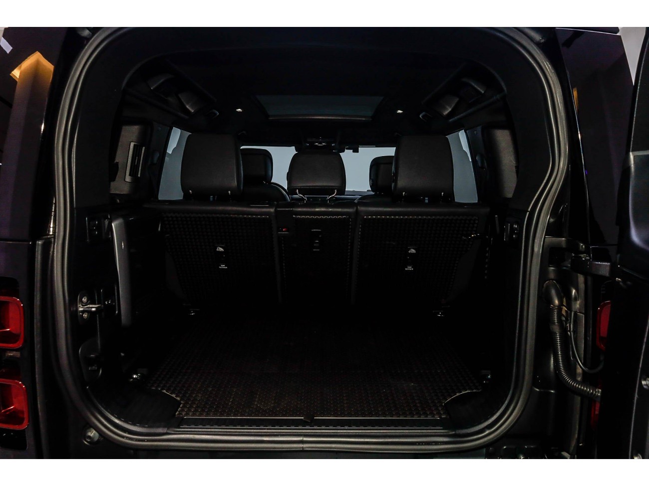 Land Rover Defender 2022