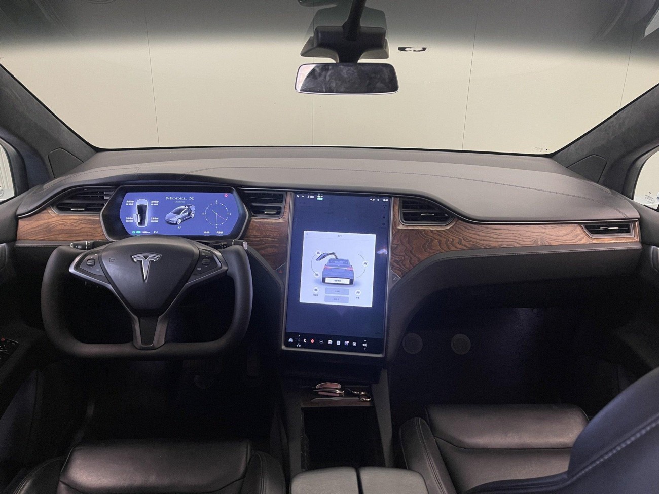 Tesla Model X 2020