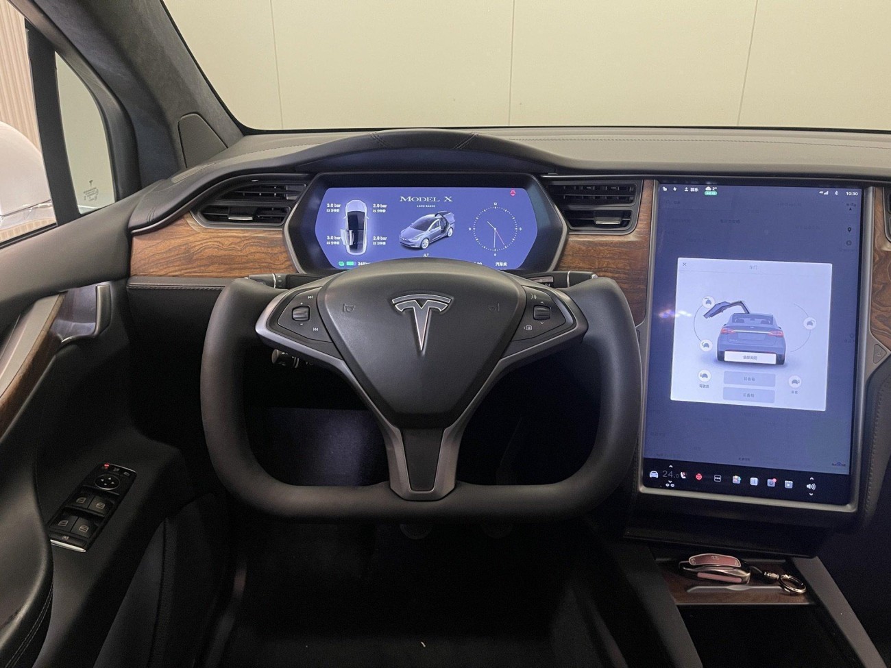 Tesla Model X 2020
