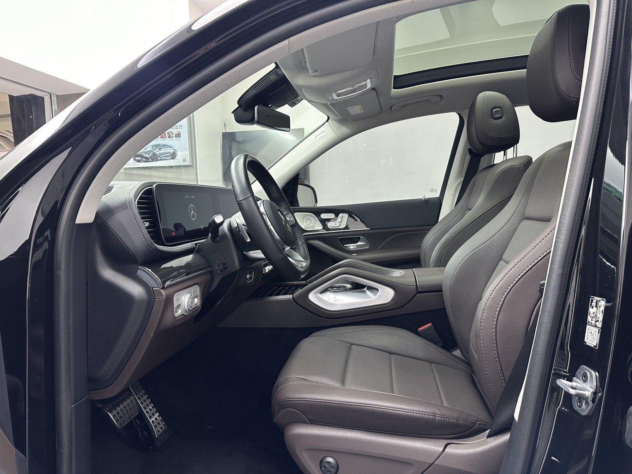 Mercedes-Benz GLS 450 4MATIC 2023