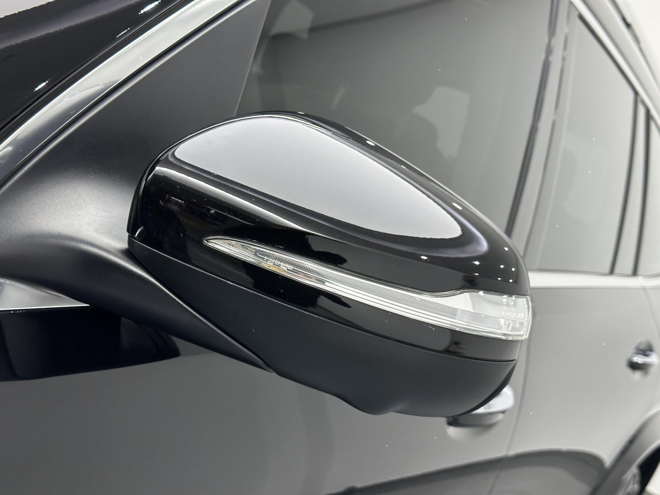 Mercedes-Benz GLS 450 4MATIC 2023